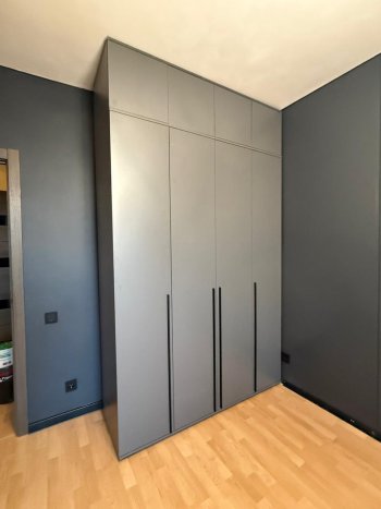 Шкаф 1600 мм 4-х створчатый Норд с антресолью графит (Миф) в Первоуральске - pervouralsk.mebel-e96.ru